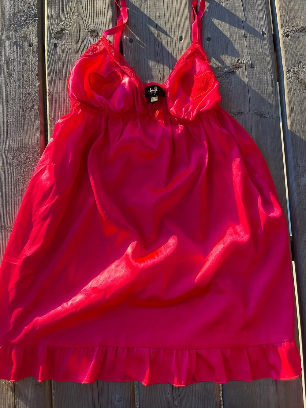 Vintage La SENZA Satin Heart-Accent Chemise in Hot Pink - Picture 2 of 4